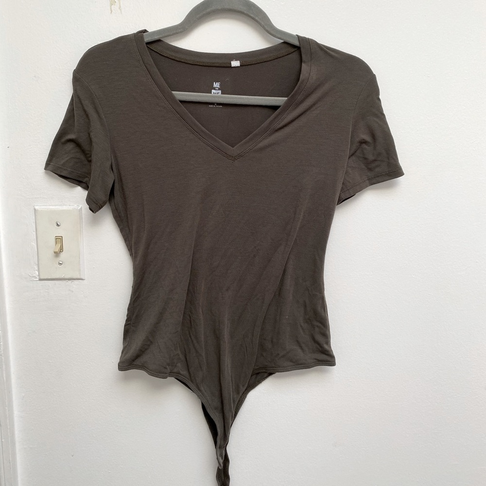 PacSun Me to We Essentials Dark Green V Neck T Shirt Bodysuit